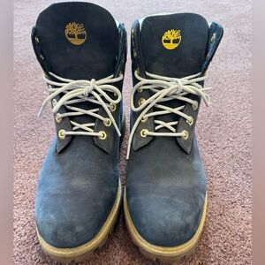 Timberland Men's Blue and Cream Boots